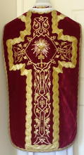 Red Antique Roman Vestment 8552
